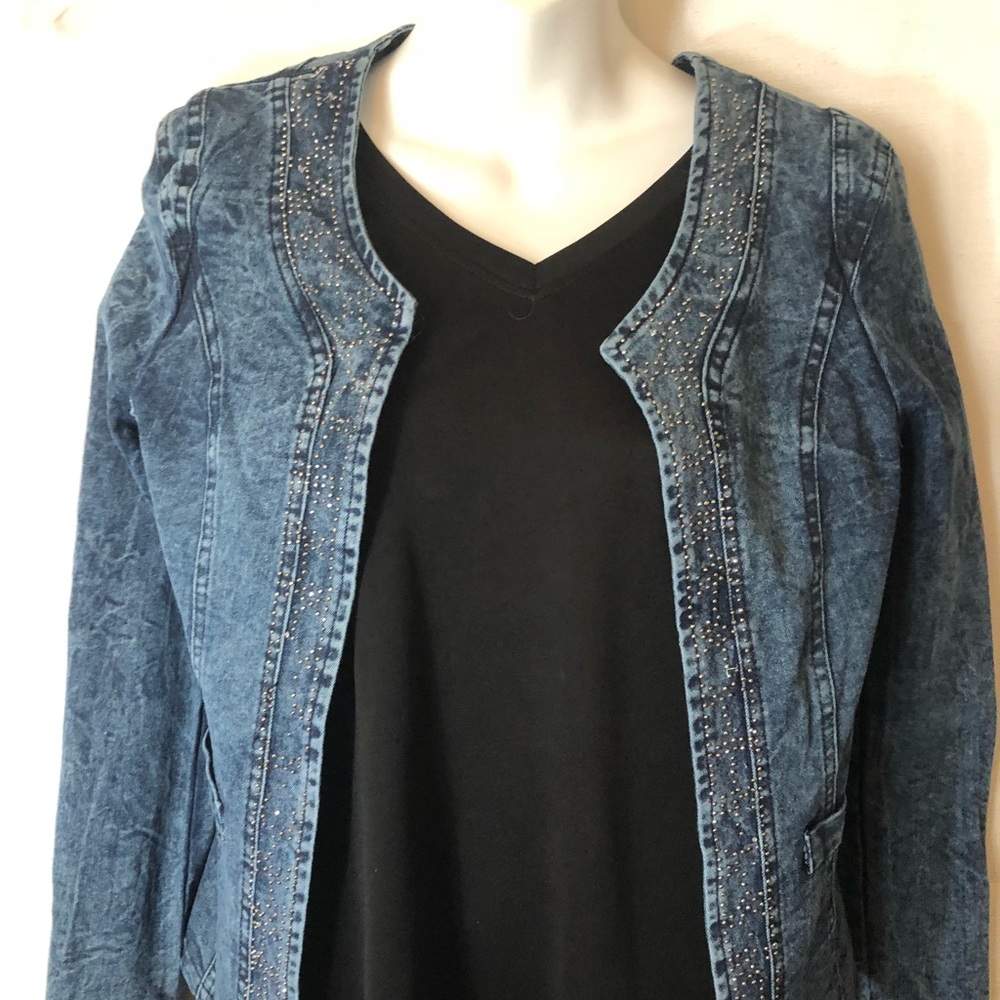 Denim jacket. Small silver stud Details